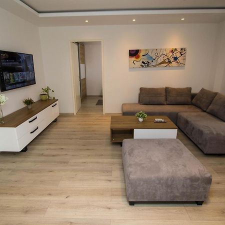Apartment Ig4U, City Center Bjelovar Exteriör bild
