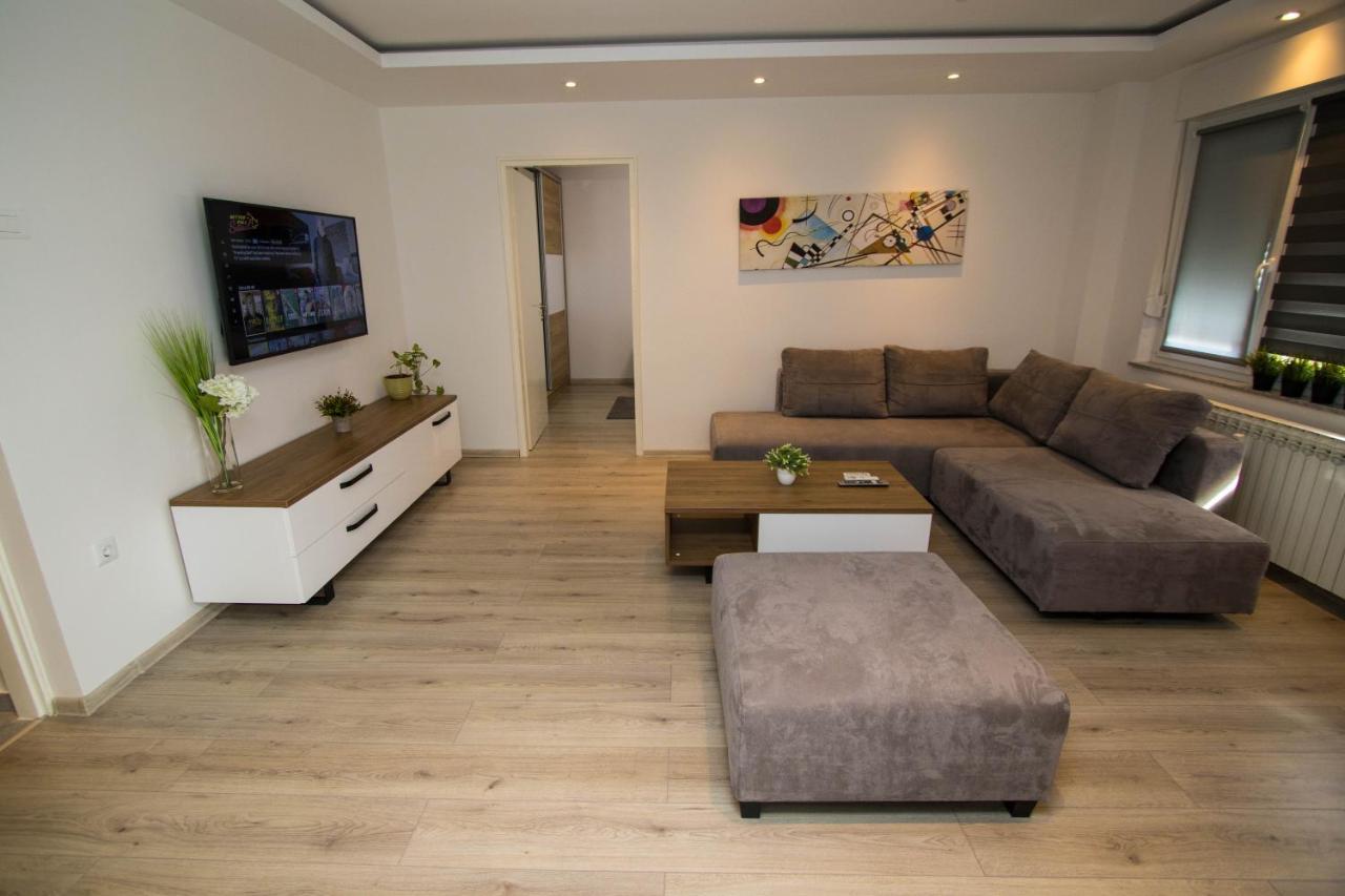 Apartment Ig4U, City Center Bjelovar Exteriör bild
