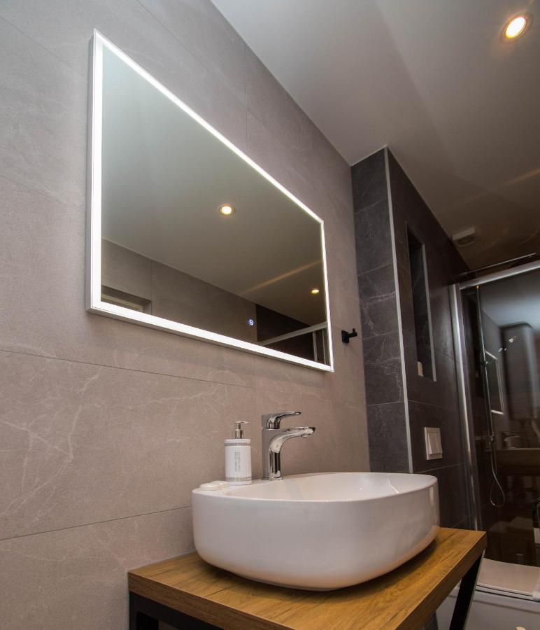 Apartment Ig4U, City Center Bjelovar Exteriör bild